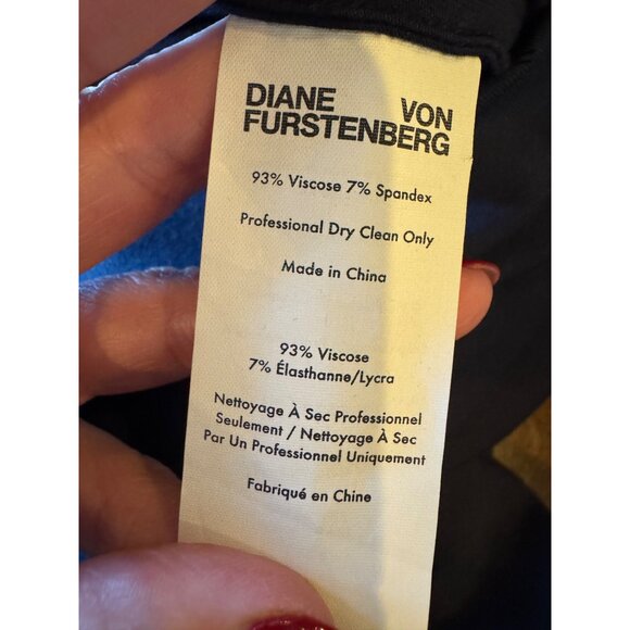 Diane Von Furstenberg Dress Women Medium Navy Blue Half Sleeve Knit Midi Sheath‎ - Picture 7 of 7